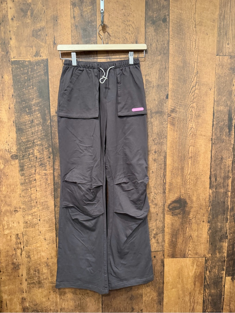 CHUU drawstring parachute cargo pants small EUC